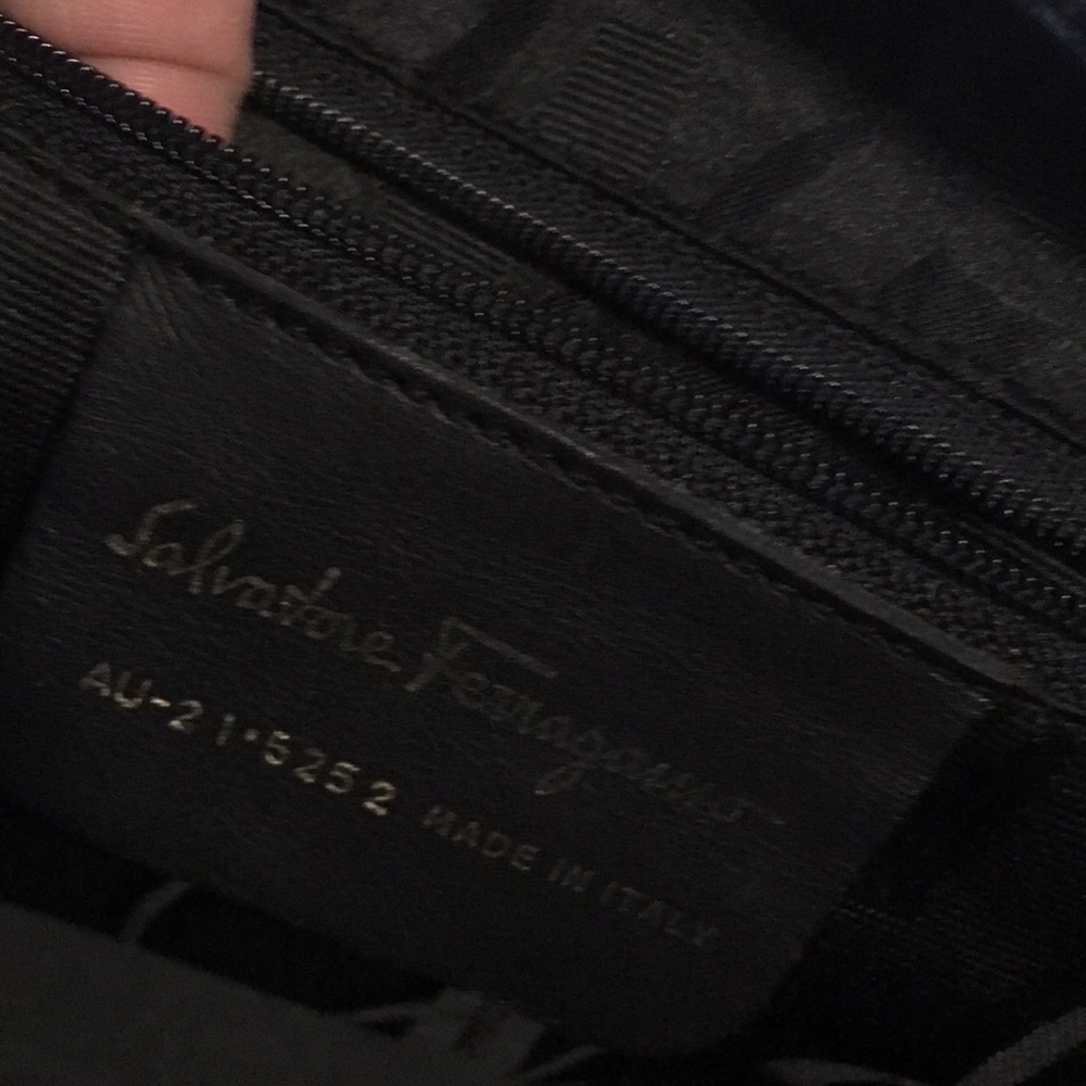 Salvatorre Ferragamo vintage bag - Picture 4 of 8